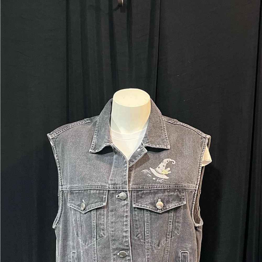 Put On Th Hat Gray Wash Denim Vest – Witchy Embroidered Design, Size L